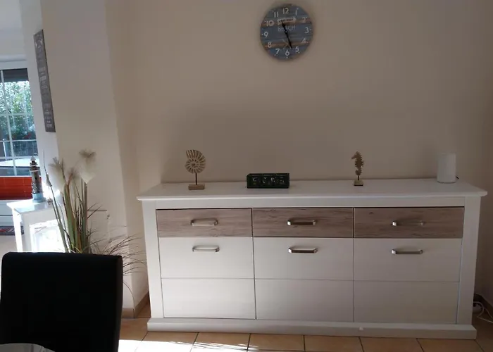 Unsere Wenke Lemkendorf